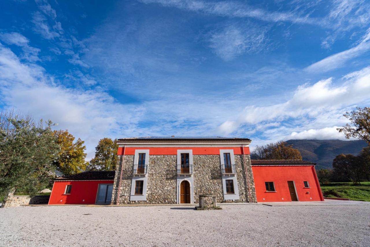 Agriturismo Dipinto Dal Sole Падула Екстер'єр фото
