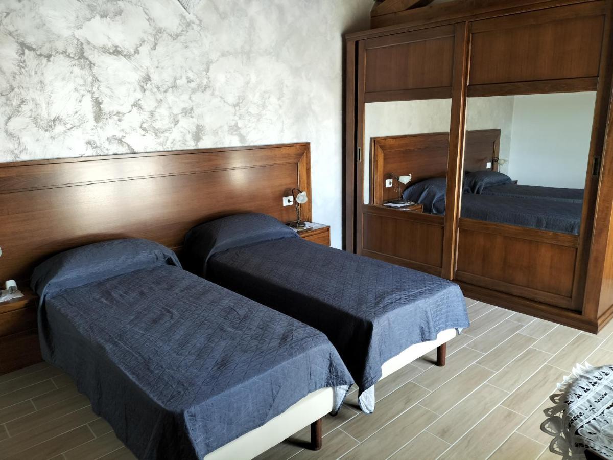 Agriturismo Dipinto Dal Sole Падула Екстер'єр фото