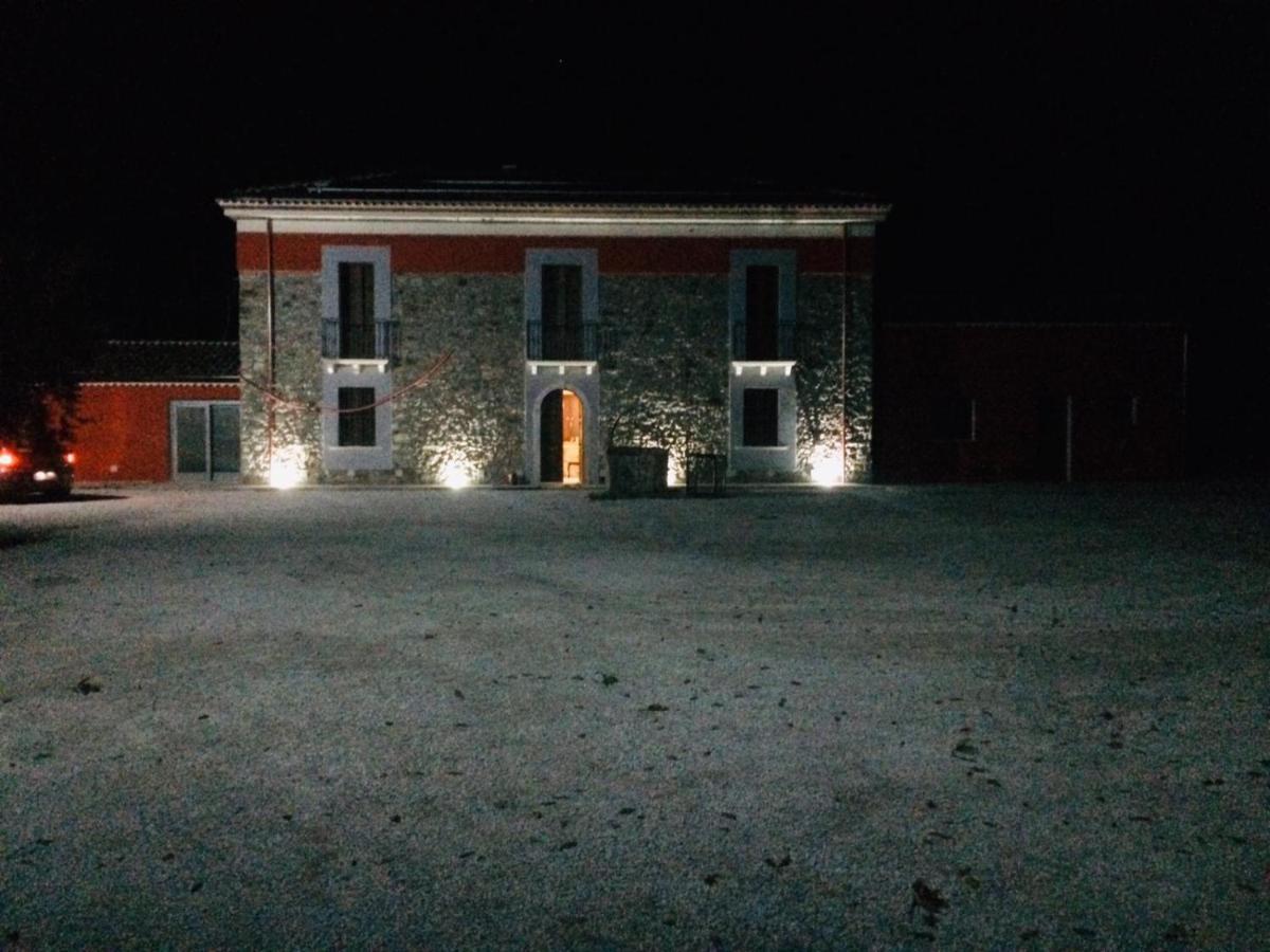 Agriturismo Dipinto Dal Sole Падула Екстер'єр фото
