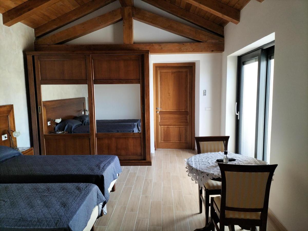 Agriturismo Dipinto Dal Sole Падула Екстер'єр фото