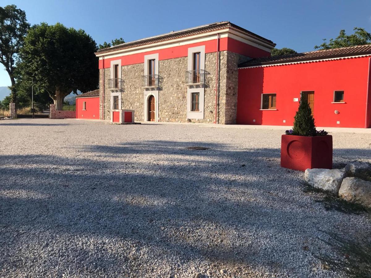 Agriturismo Dipinto Dal Sole Падула Екстер'єр фото