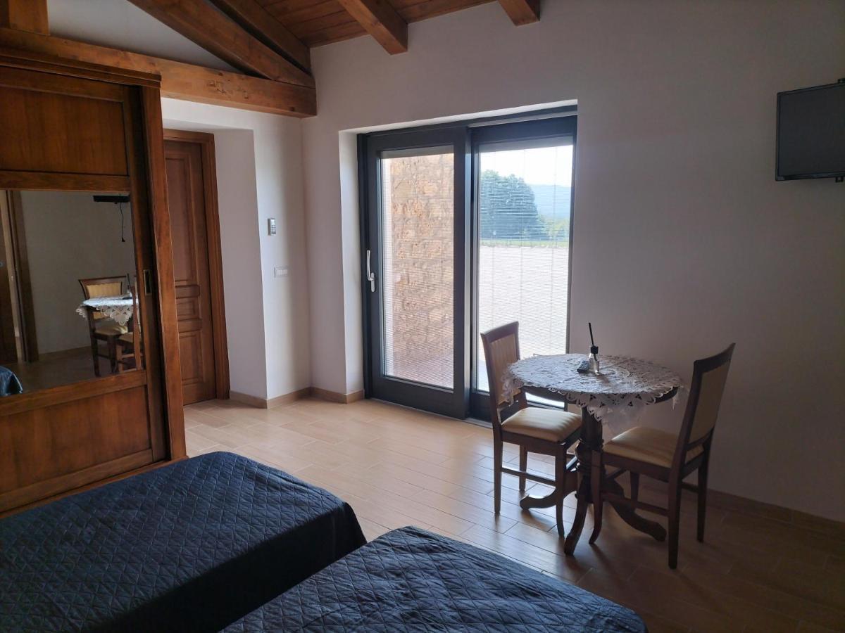 Agriturismo Dipinto Dal Sole Падула Екстер'єр фото